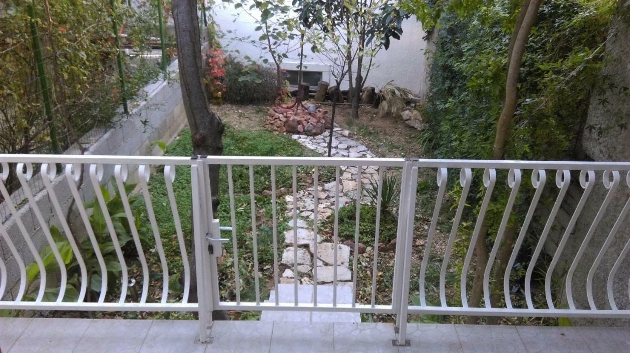 Apartman Restovic Bol Extérieur photo