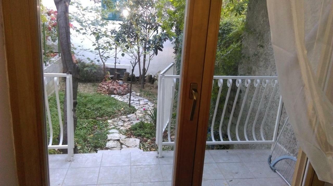 Apartman Restovic Bol Extérieur photo
