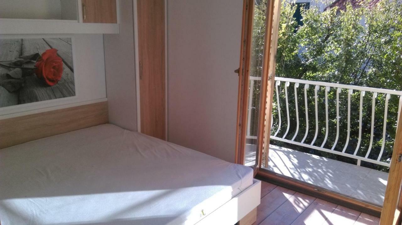 Apartman Restovic Bol Extérieur photo