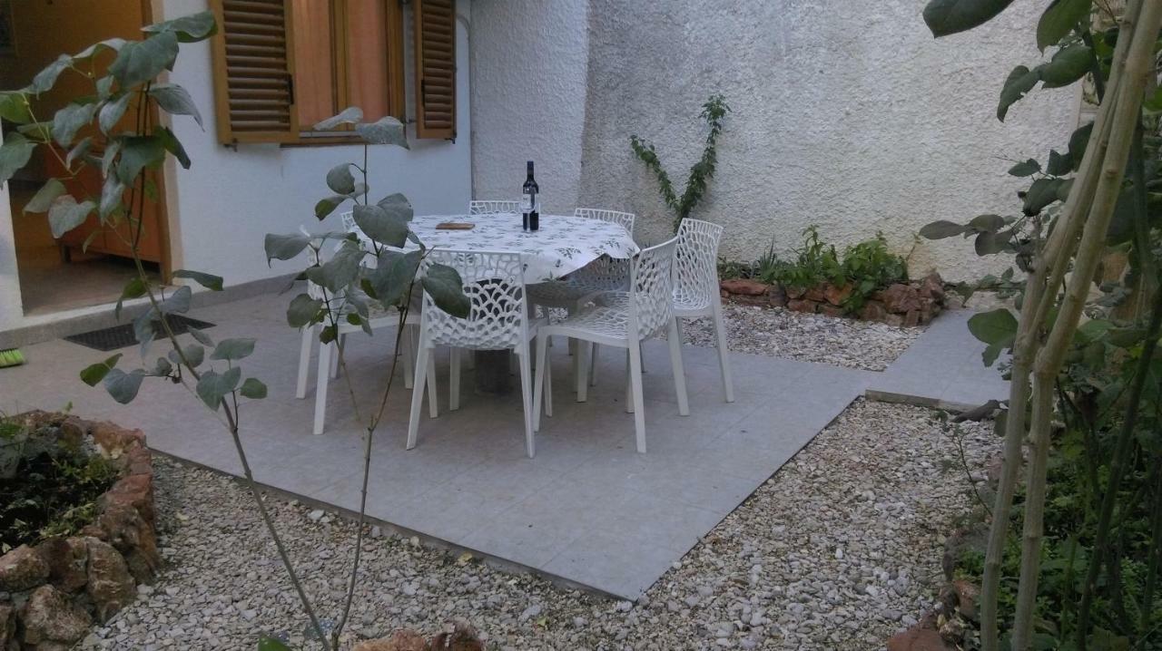 Apartman Restovic Bol Extérieur photo